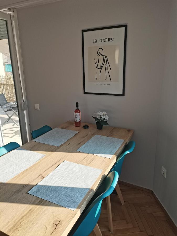 Penthouse Spacious W Super Wifi & Terrace, 2 Min From Metro Афины Экстерьер фото